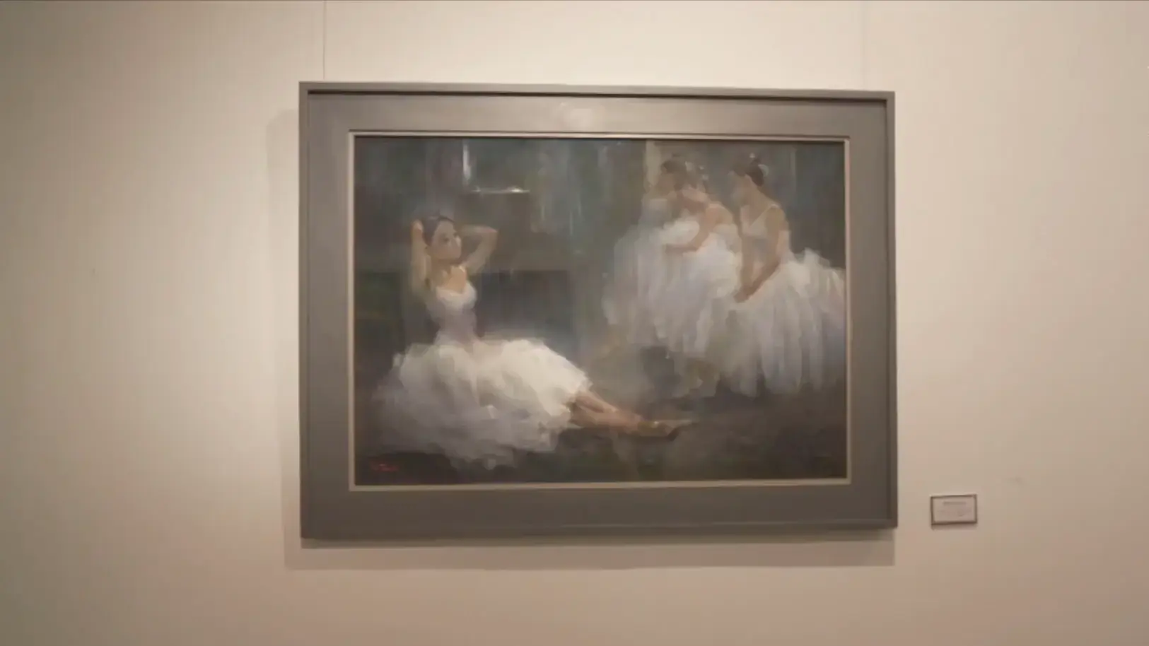 Triển lãm 'Hồi quang phản chiếu': Mảnh vỡ ký ức được 'tái sinh'